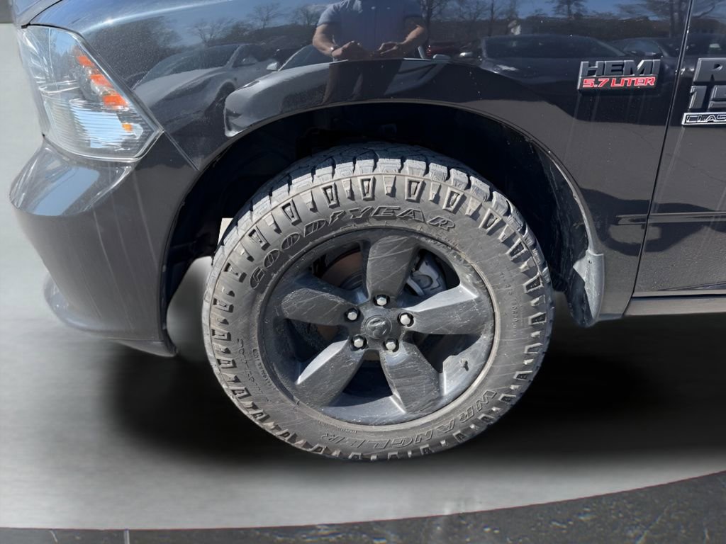 Used 2019 RAM 1500 Express w/ Wheel & Sound Group image 13