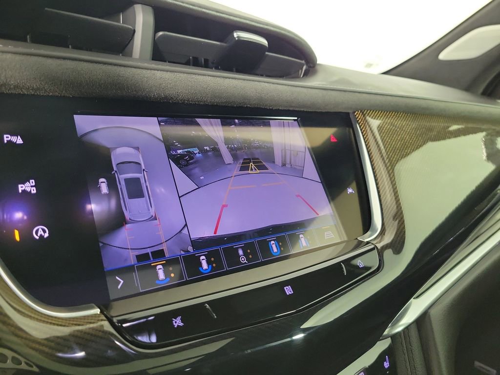 Used 2020 Cadillac XT6 Premium Luxury w/ Platinum Package image 28