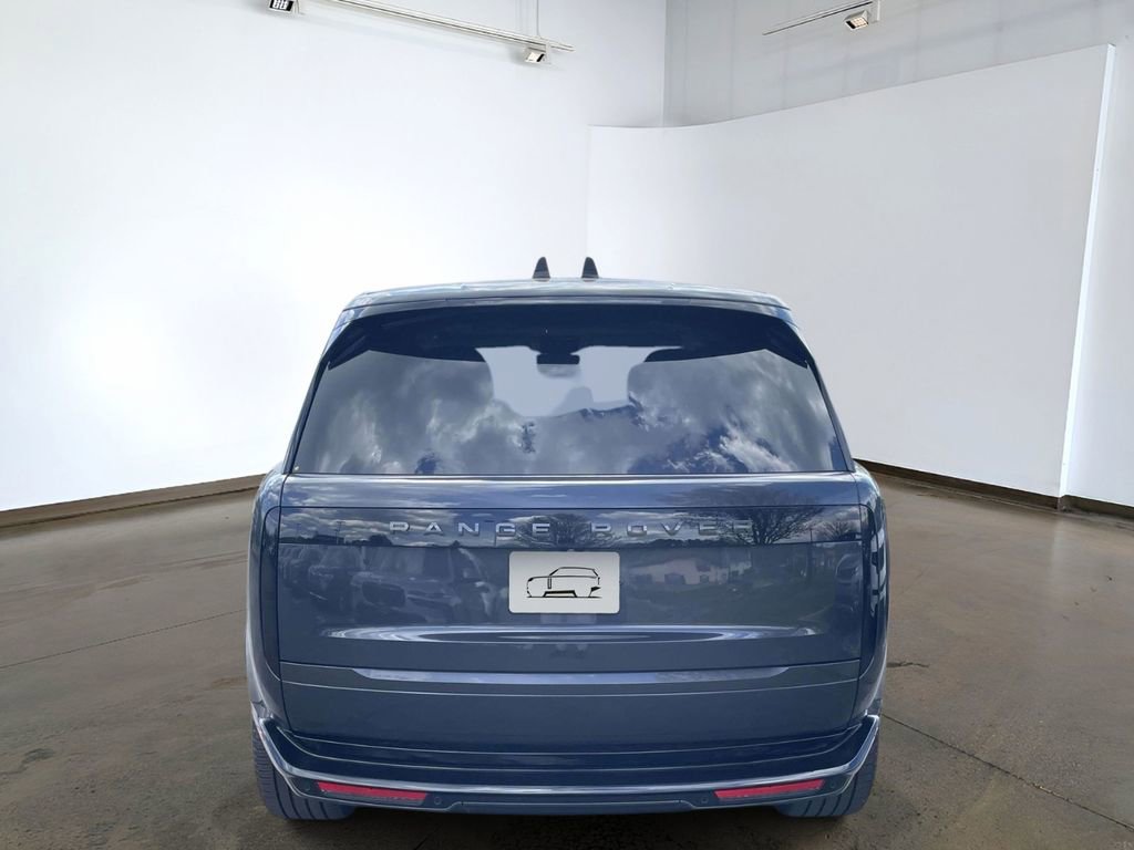 Used 2024 Land Rover Range Rover Long Wheelbase SE AWD/4WD image 5