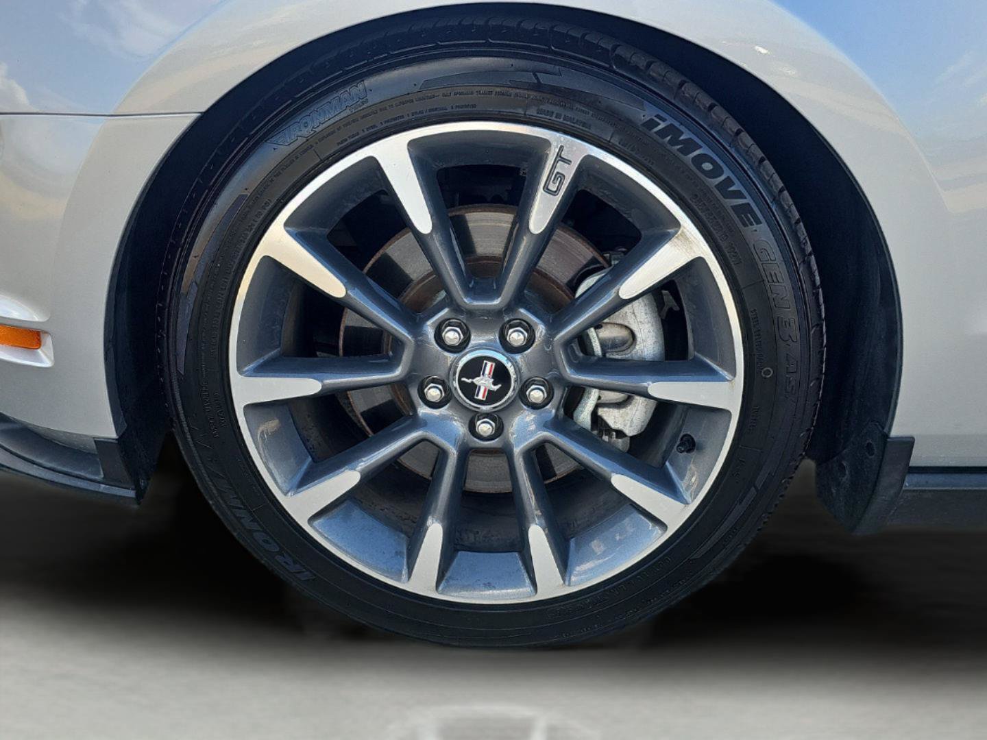 Used 2011 Ford Mustang GT Premium w/ 402A Rapid Spec Order Code RWD image 11