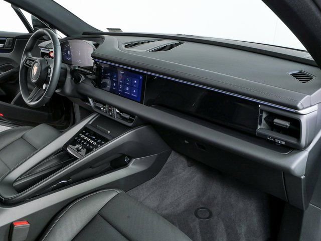 Certified 2025 Porsche Macan Electric RWD image 25