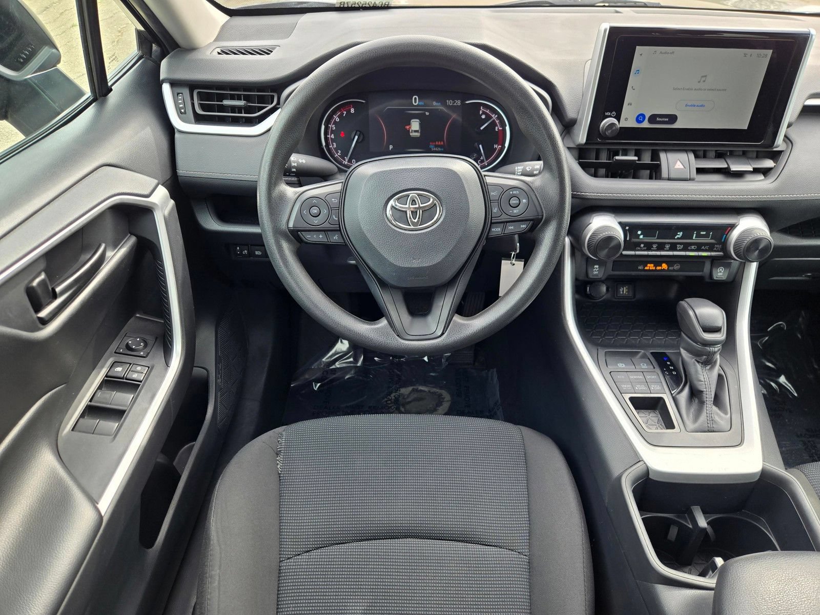 Used 2024 Toyota RAV4 LE AWD/4WD image 13