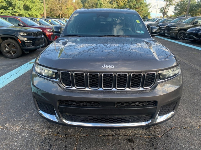 Used 2024 Jeep Grand Cherokee L Laredo AWD/4WD image 9