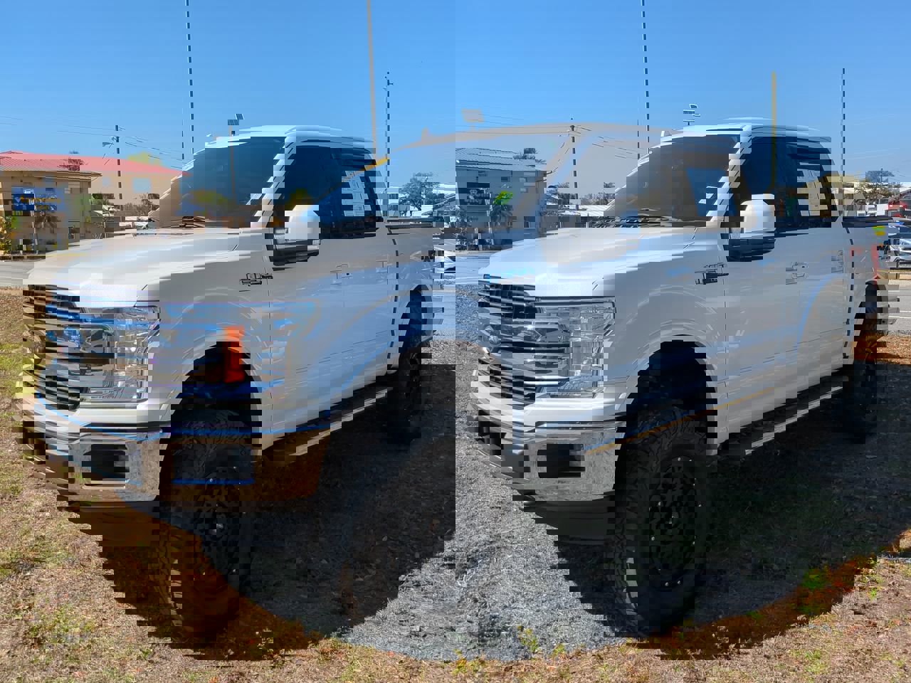 Used 2018 Ford F150 Lariat w/ Trailer Tow Package image 7