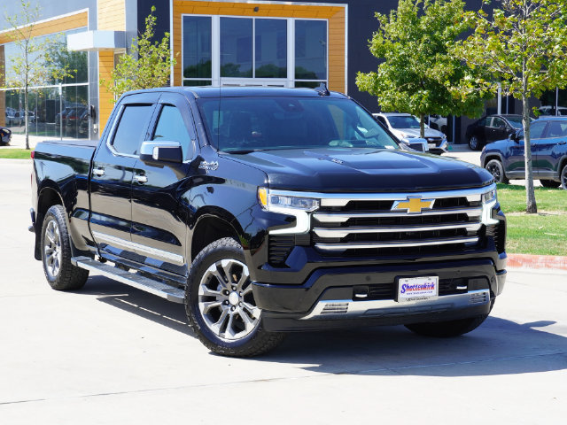 Used 2024 Chevrolet Silverado 1500 High Country w/ Technology Package AWD/4WD image 6
