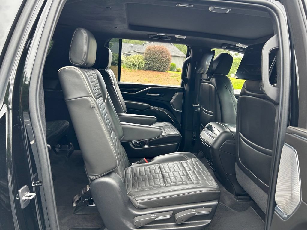 Used 2023 Cadillac Escalade ESV V AWD/4WD image 53
