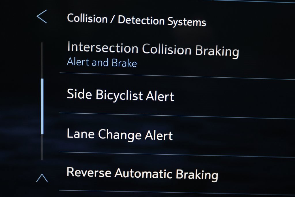 Used 2026 Chevrolet Tahoe Z71 w/ Comfort Package image 36