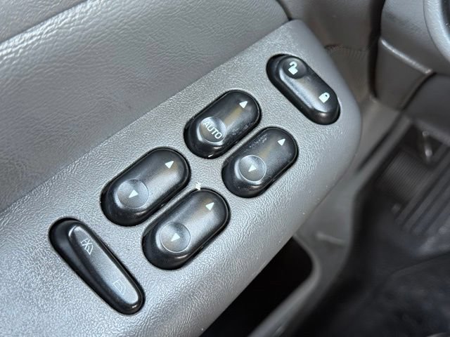 Used 2005 Ford Explorer Sport Trac Adrenalin AWD/4WD image 17