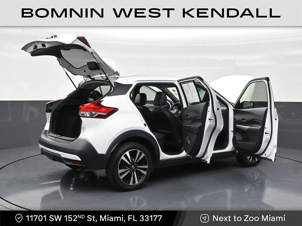 Used 2019 Nissan Kicks SR w/ SR Premium Package image 28