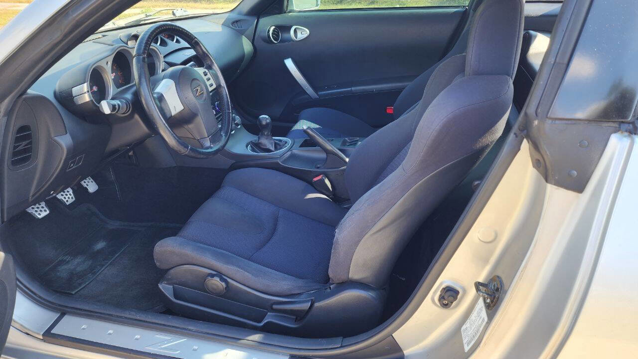 Used 2003 Nissan 350Z Enthusiast image 12