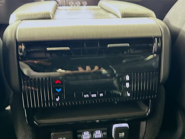 Used 2024 Jeep Wagoneer Series II image 27