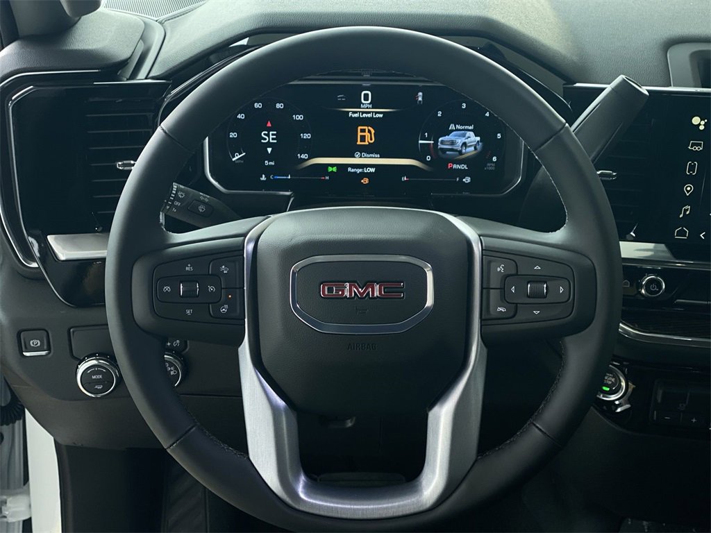 New 2026 GMC Sierra 1500 SLE image 19