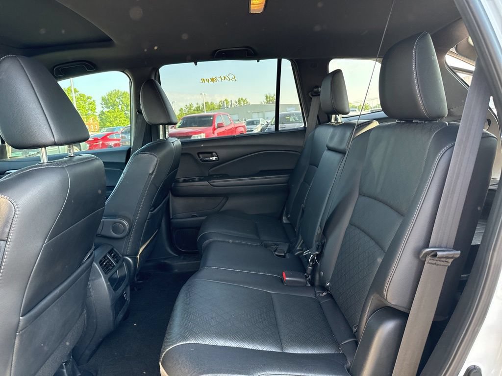 Used 2021 Honda Passport EX-L image 16
