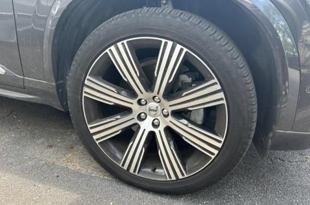 Used 2023 Volvo XC90 B6 Ultimate w/ Protection Package Premier AWD/4WD image 16