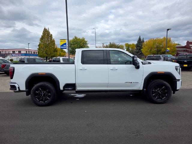 Used 2024 GMC Sierra 2500 AT4 w/ AT4 Premium Plus Package AWD/4WD image 9