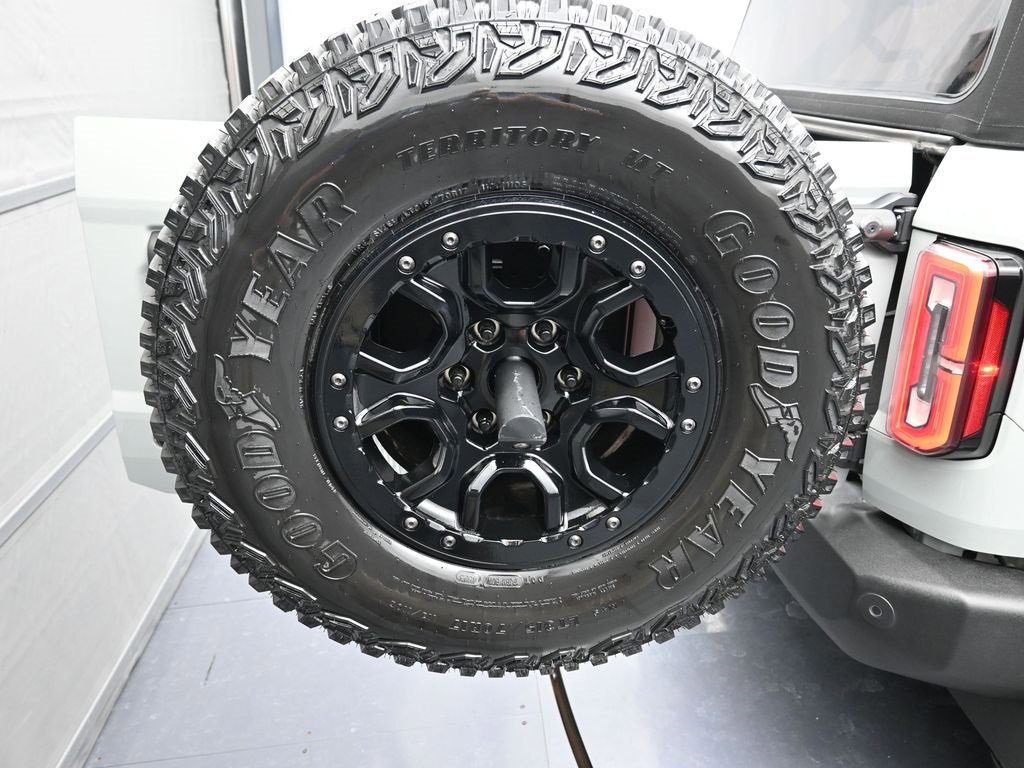 Used 2023 Ford Bronco Wildtrak image 22