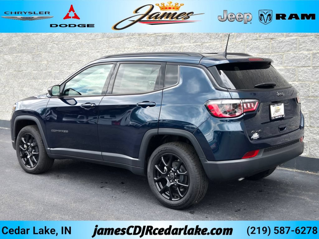 New 2026 Jeep Compass Latitude AWD/4WD image 3