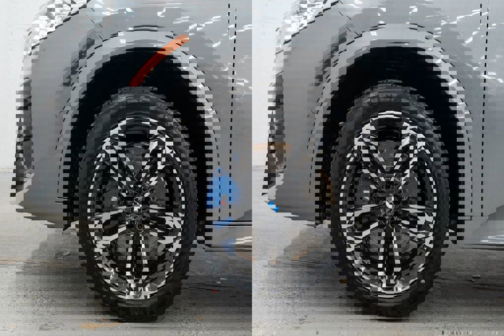 Used 2026 BMW X2 xDrive28i w/ M Sport Package image 34