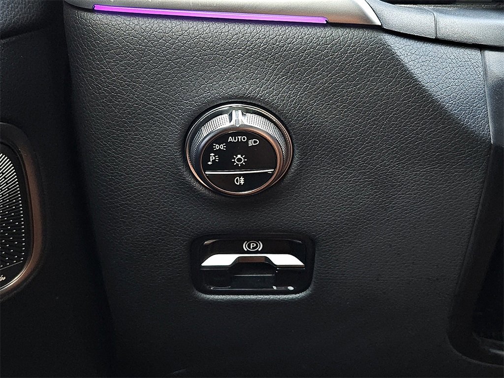 Certified 2025 Mercedes-Benz GLC 300 4MATIC image 22