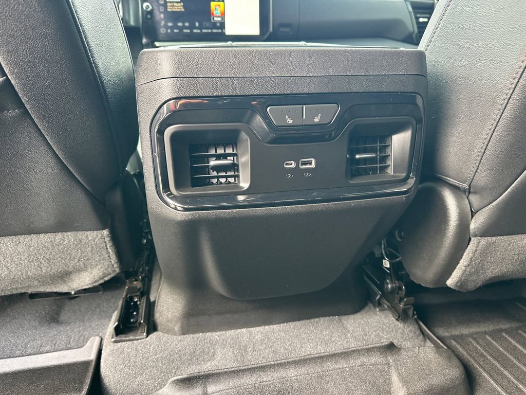 Used 2023 GMC Sierra 1500 AT4 w/ AT4 Premium Package AWD/4WD image 23