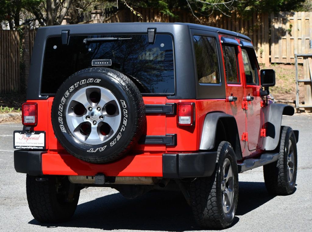Used 2018 Jeep Wrangler Unlimited Sahara w/ Connectivity Group image 10