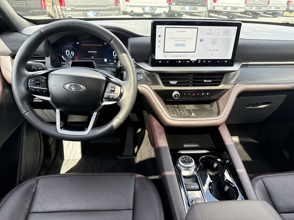 Used 2025 Ford Explorer Platinum image 22