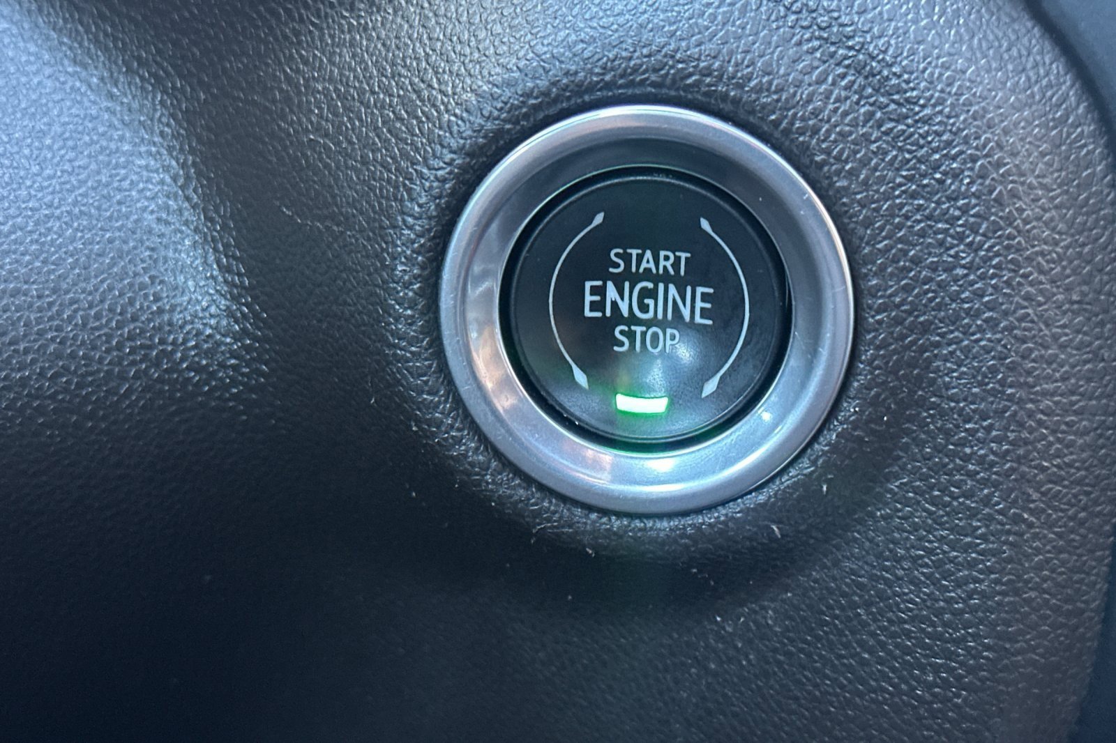 Used 2020 GMC Sierra 2500 Denali w/ Denali Ultimate Package image 21