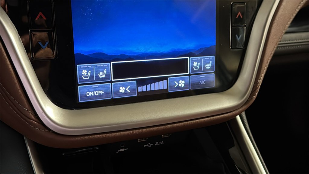 Used 2022 Subaru Outback Touring XT image 30