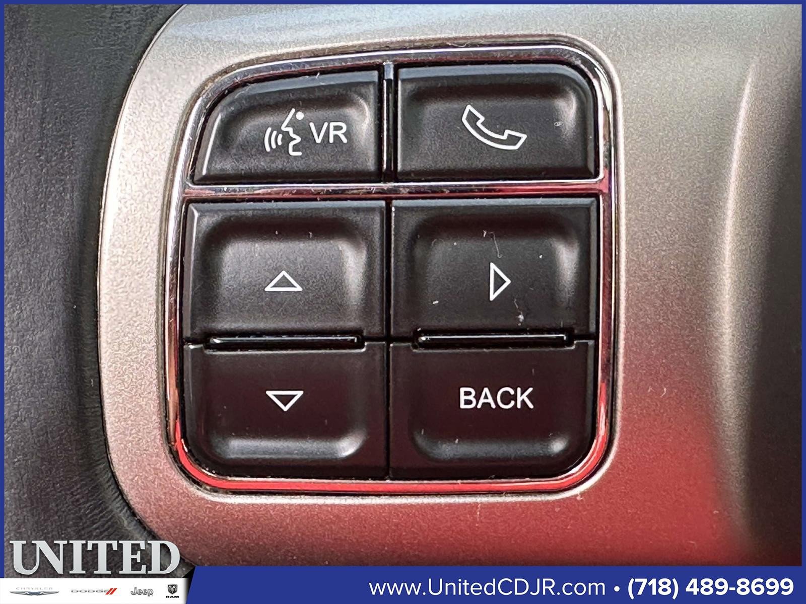 Used 2012 Jeep Grand Cherokee Altitude image 21