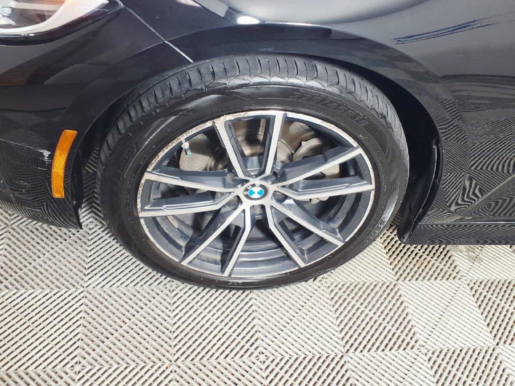 Used 2020 BMW 330i Sedan w/ Convenience Package RWD image 7