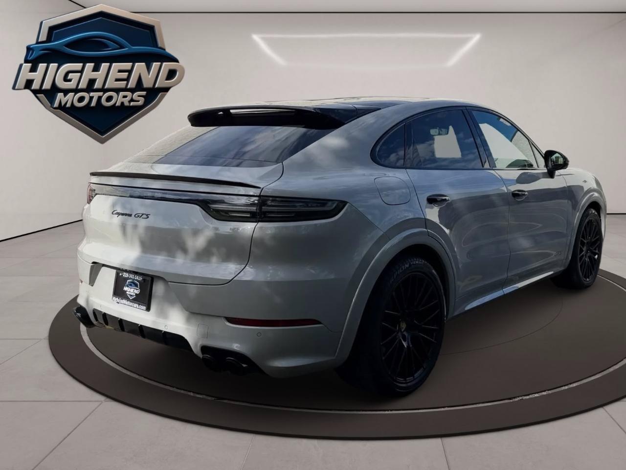 Used 2022 Porsche Cayenne GTS AWD/4WD image 6