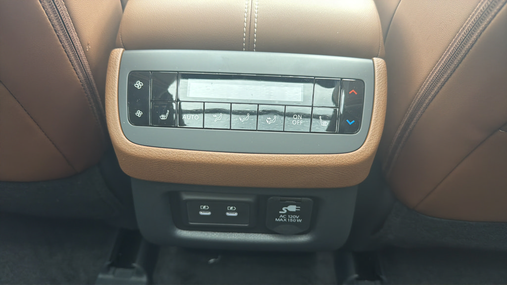 New 2026 Nissan Pathfinder Platinum w/ Cargo Package AWD/4WD image 24