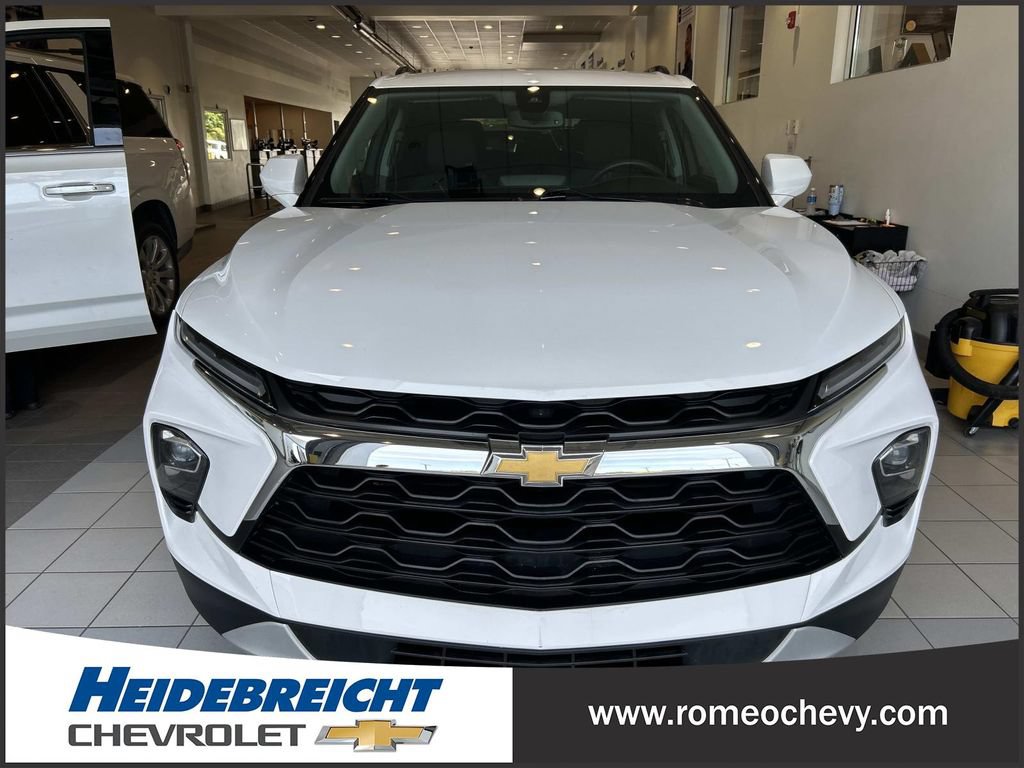 Used 2024 Chevrolet Blazer LT w/ Convenience Package AWD/4WD image 37