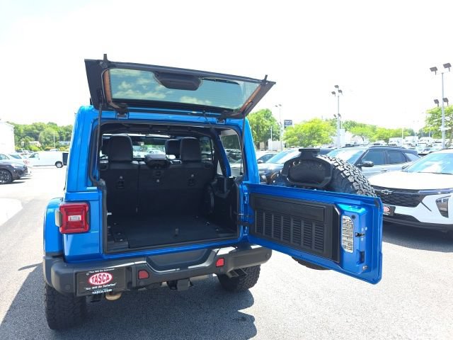 Used 2021 Jeep Wrangler Unlimited Rubicon w/ Trailer Tow Package AWD/4WD image 31