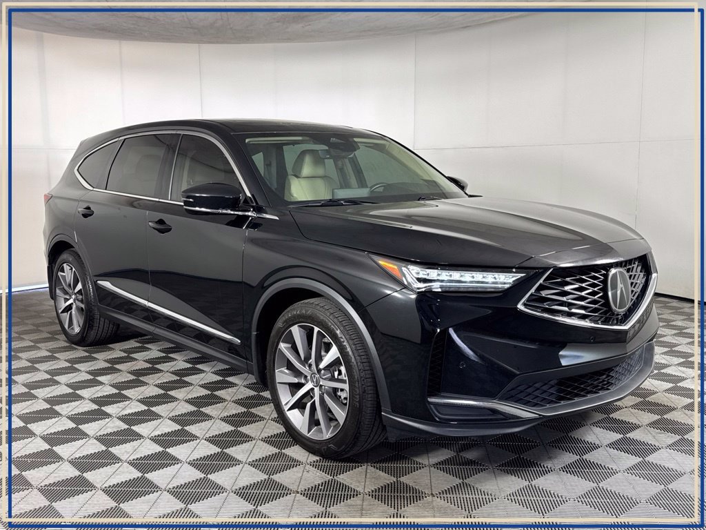 Used 2025 Acura MDX w/ Technology Package FWD image 3