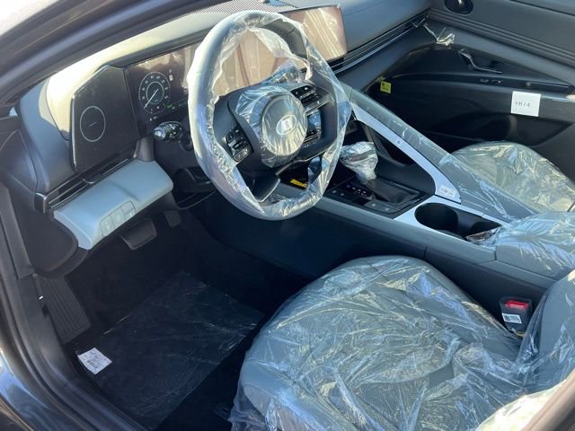 New 2026 Hyundai Elantra Limited image 8