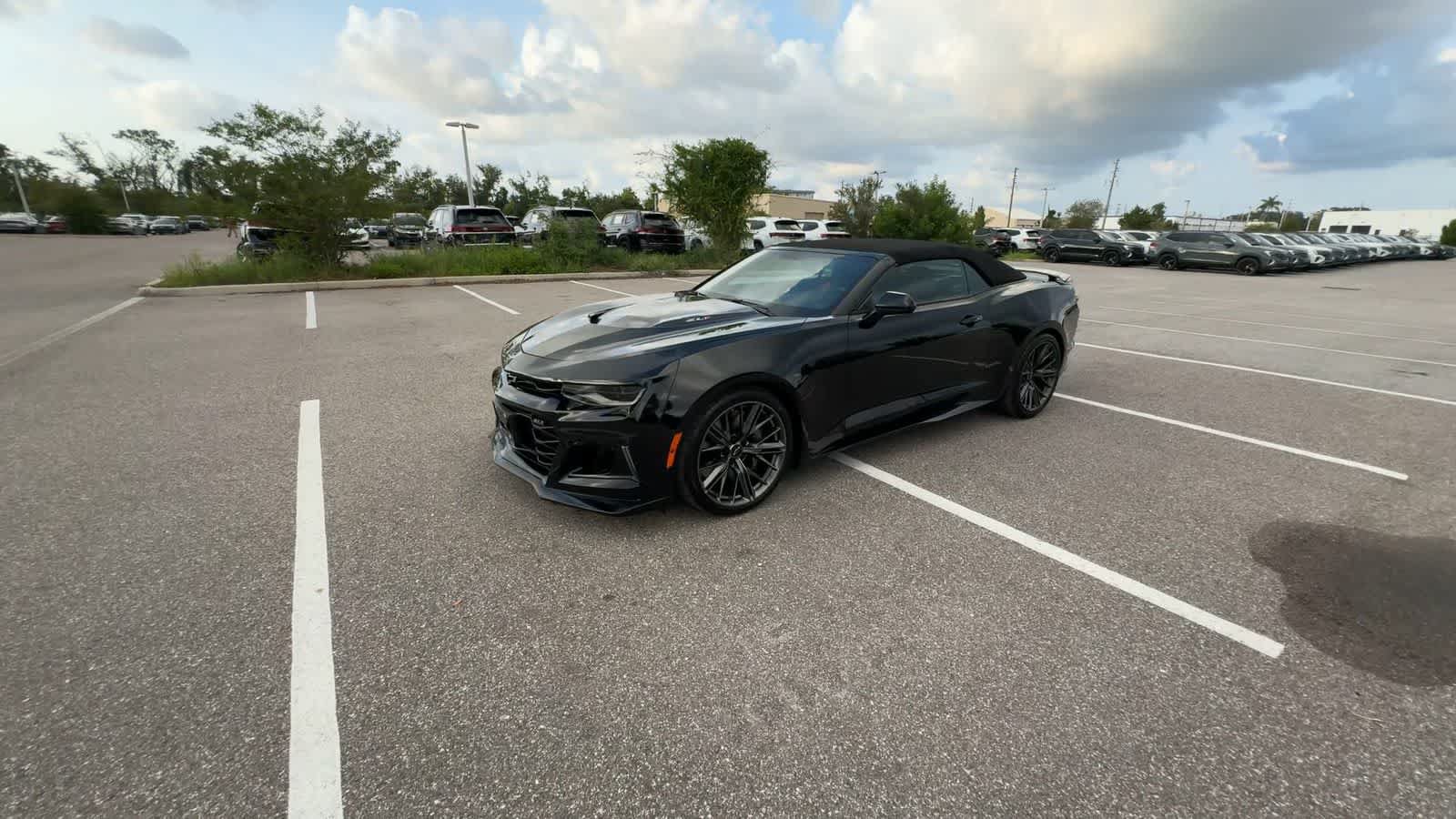 Used 2022 Chevrolet Camaro ZL1 RWD image 4
