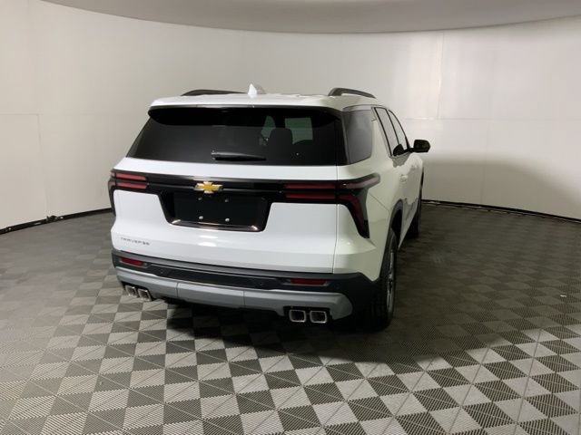 New 2026 Chevrolet Traverse LT w/ Driver Confidence Package image 7