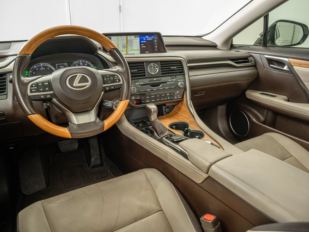 Used 2018 Lexus RX 350L FWD image 31