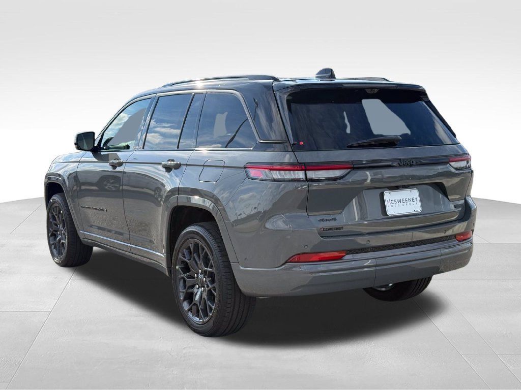 New 2027 Jeep Grand Cherokee Summit AWD/4WD image 3