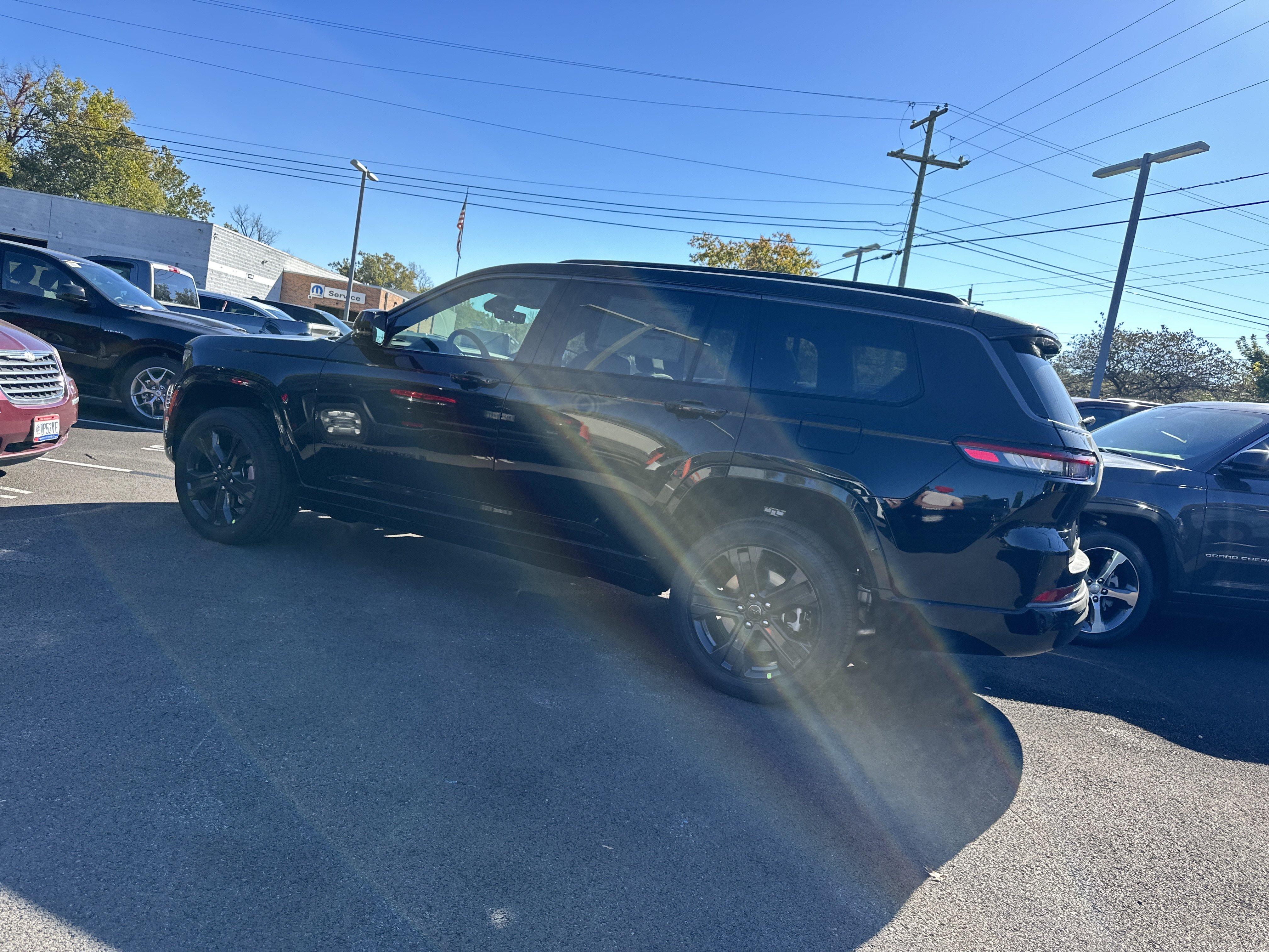 New 2027 Jeep Grand Cherokee L Limited AWD/4WD image 22