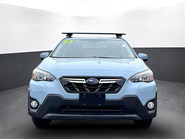 Used 2022 Subaru Crosstrek 2.0i Premium w/ Moonroof Package image 2
