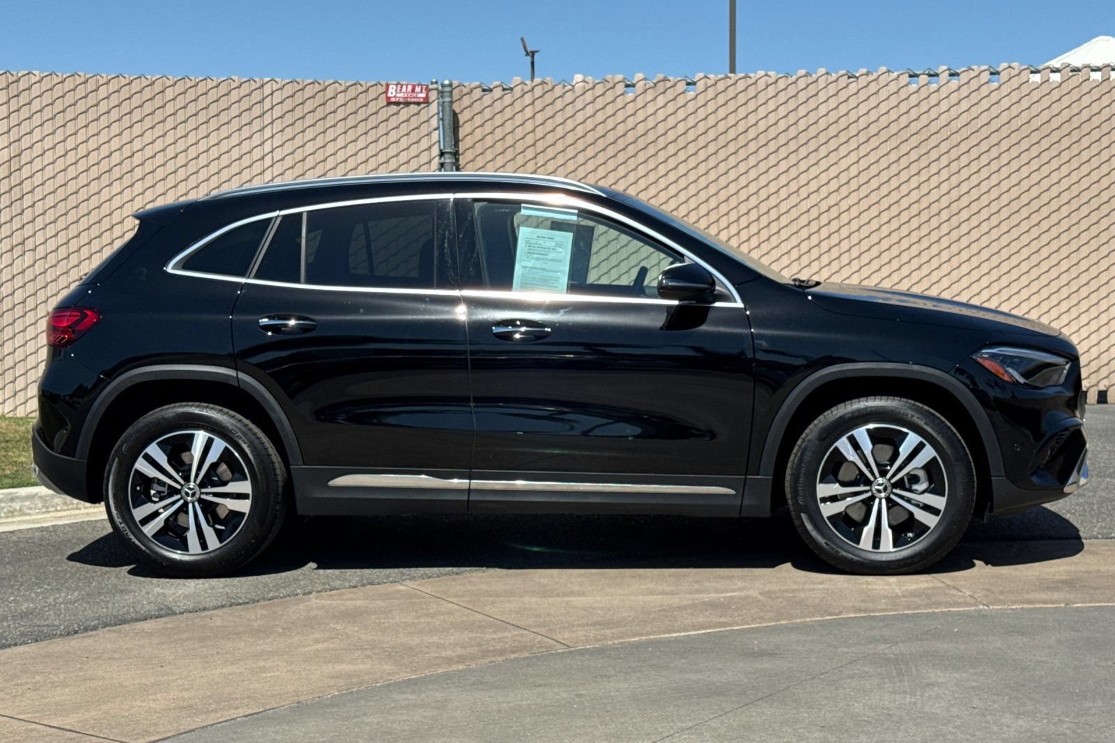Used 2025 Mercedes-Benz GLA 250 image 3