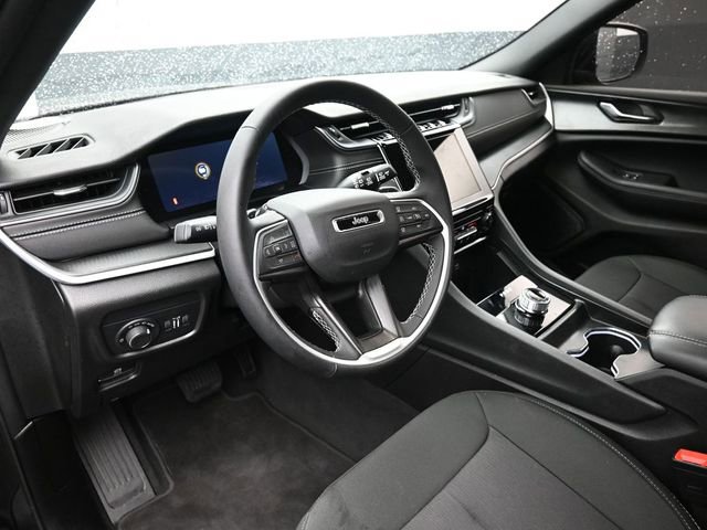 New 2025 Jeep Grand Cherokee L Laredo RWD image 12