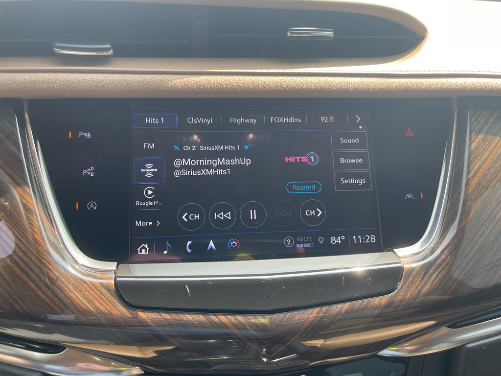 Used 2023 Cadillac XT6 Premium Luxury w/ Platinum Package AWD/4WD image 24