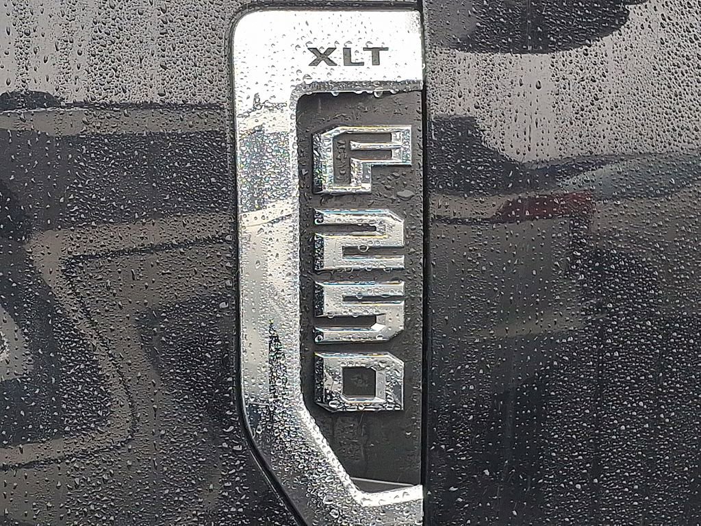 Used 2019 Ford F250 XLT w/ XLT Value Package image 27