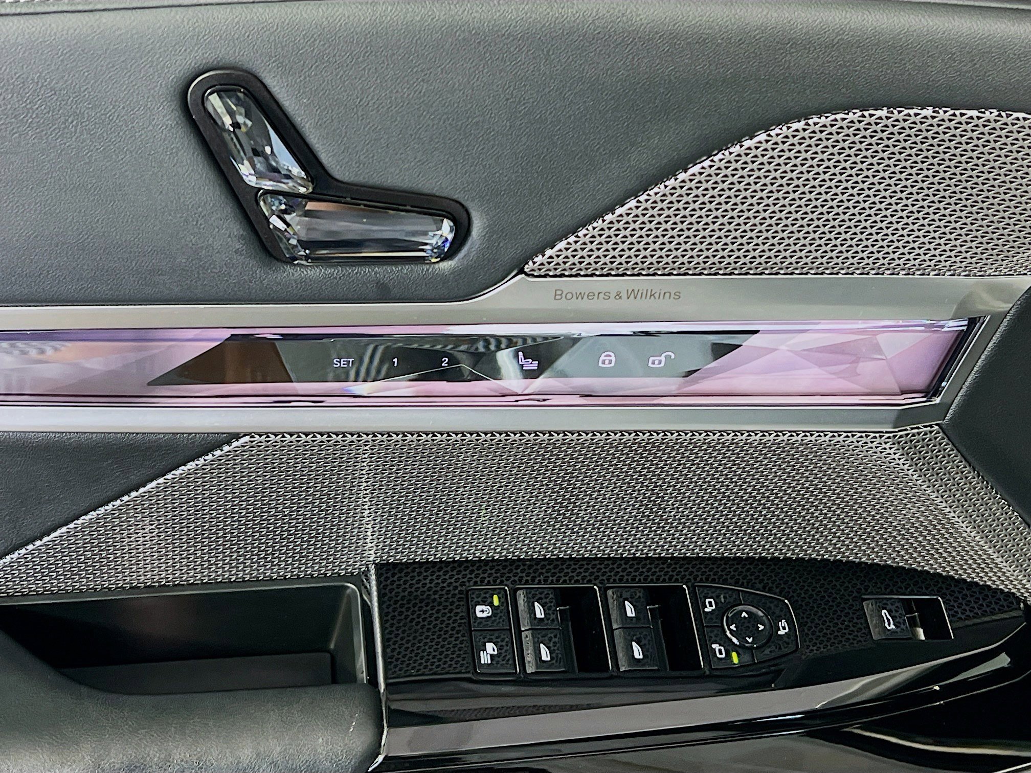 Used 2024 BMW 740i RWD image 15