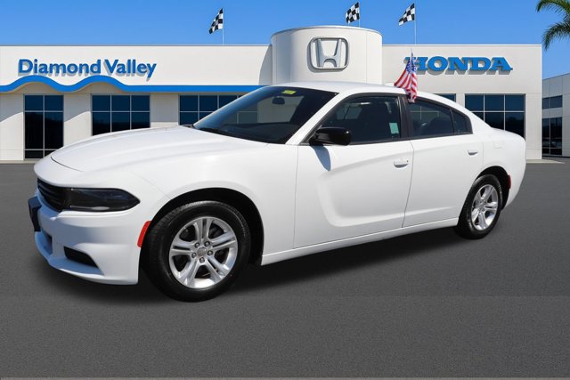Used 2023 Dodge Charger SXT RWD image 3