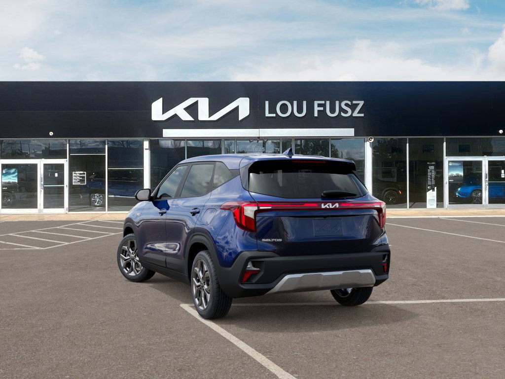 New 2026 Kia Seltos LX image 4