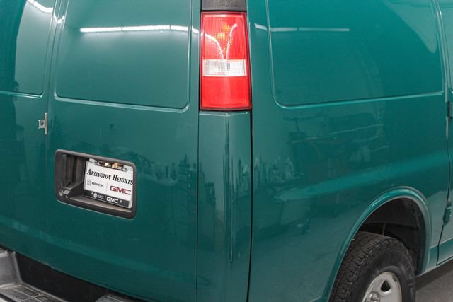 Used 2019 Chevrolet Express 3500 w/ Driver Convenience Package RWD image 11